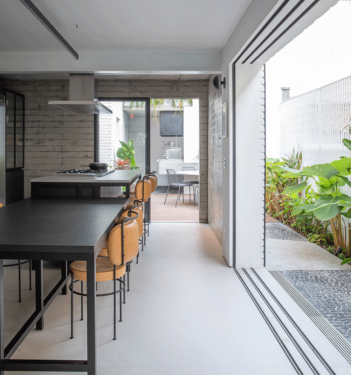 Casa do Yuji, cozinha, jardim, concreto